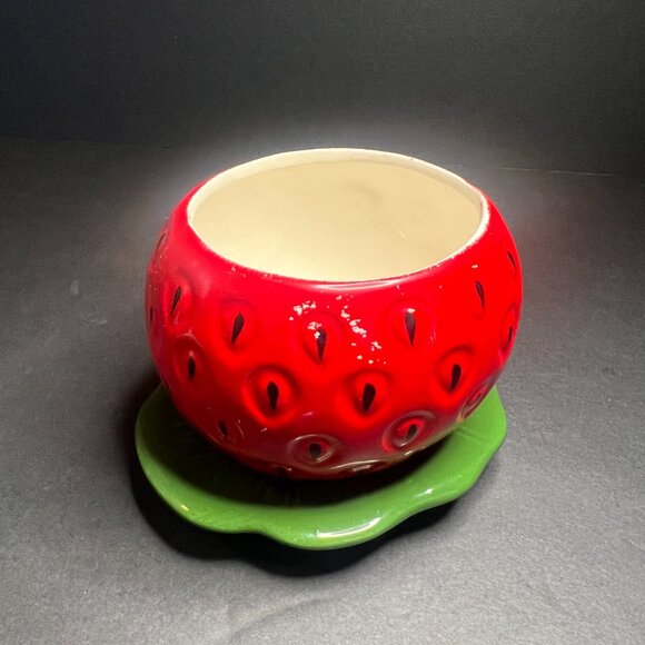 Vintage Red & Green Strawberry Ceramic Sugar Bowl Jar w/ Sheffield Spoon 4.5" - Picture 9 of 11